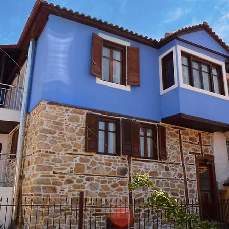 Renovated Old Manor House With Yard Villa Arnea Bagian luar foto