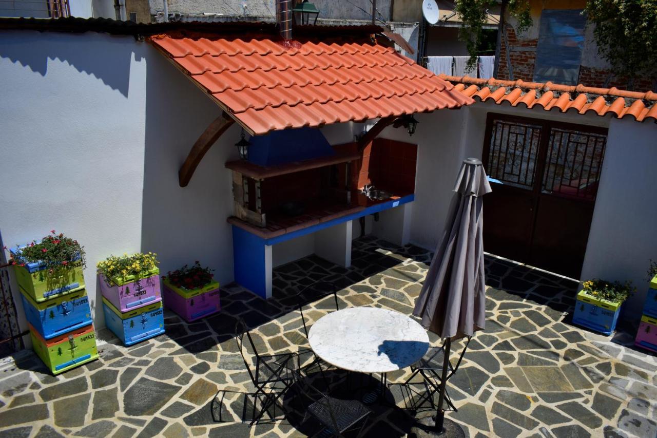 Renovated Old Manor House With Yard Villa Arnea Bagian luar foto